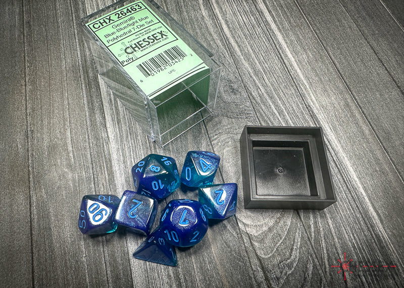 CHX26463 - Chessex: Gemini Blue-Blue/light blue Luminary Polyhedral 7-Dice Set