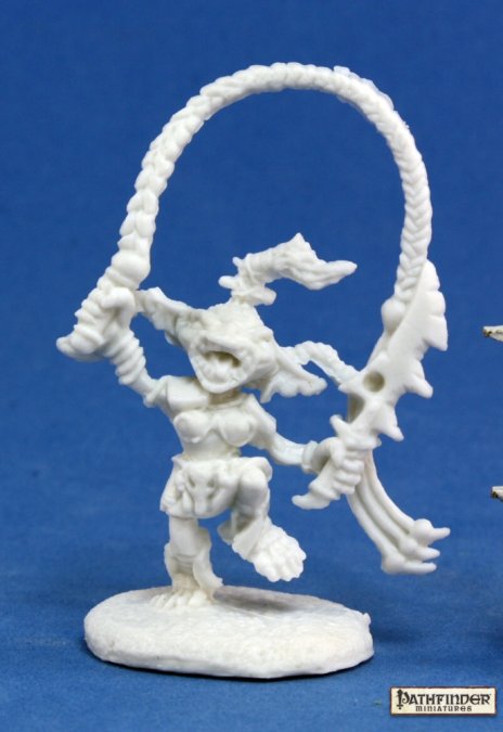 RPR89004 - Reaper Miniatures: Pathfinder Goblin Warchanter