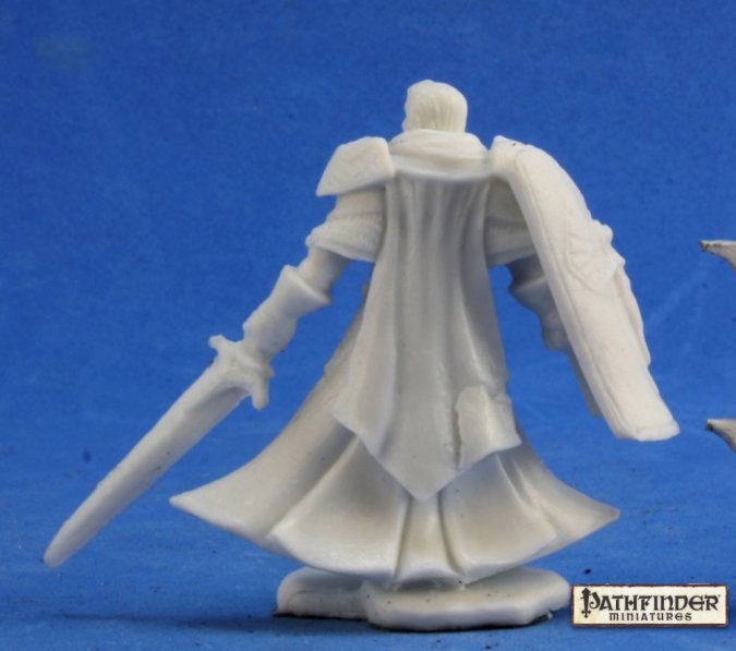 RPR89024 - Reaper Miniatures: Holy Vindicator