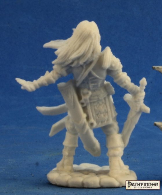 RPR89028 - Reaper Miniatures: Arael Half-Elf Cleric