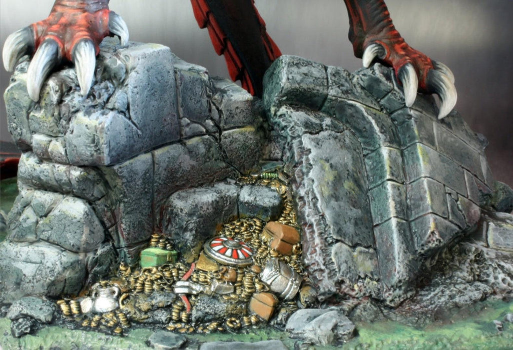 RPR77381 - Reaper Miniatures: Dragons Don’t Share | Dragon with Terrain