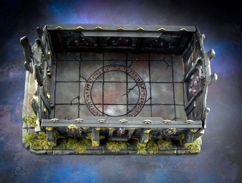 RPR77637 - Reaper Miniatures: Obsidan Crypt | Graveyard Terrain