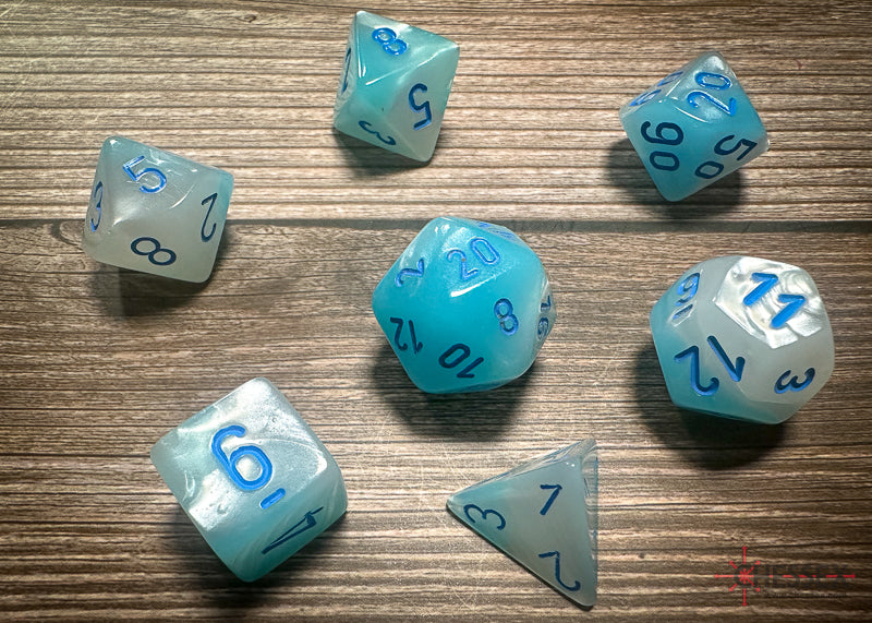 CHX26465 - Chessex: Gemini Pearl Turquoise-White/blue Luminary Polyhedral 7-Dice Set