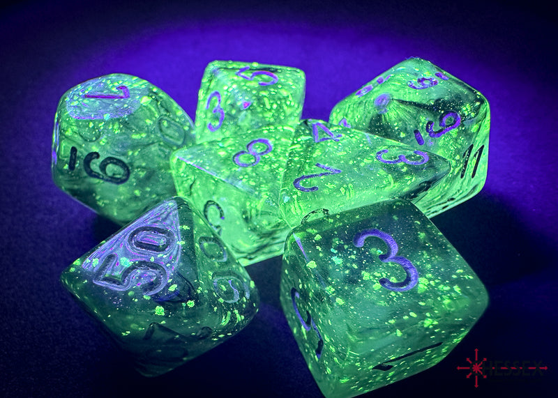 CHX27578 - Chessex: Borealis Light Smoke/silver Luminary Polyhedral 7-Dice Set