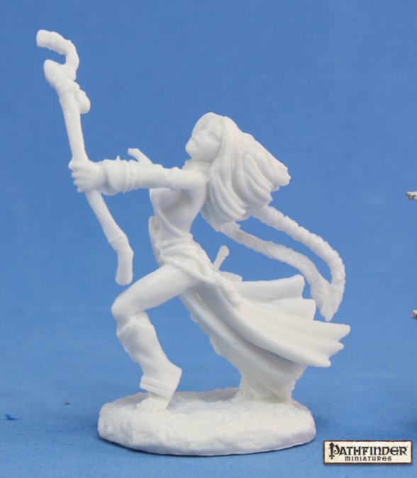 RPR89006 - Reaper Miniatures: Seoni Iconic Sorceress