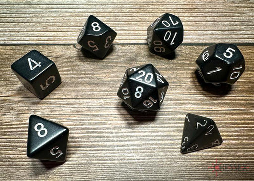 CHX25408 - Chessex: Opaque Black/white Polyhedral 7-Dice Set
