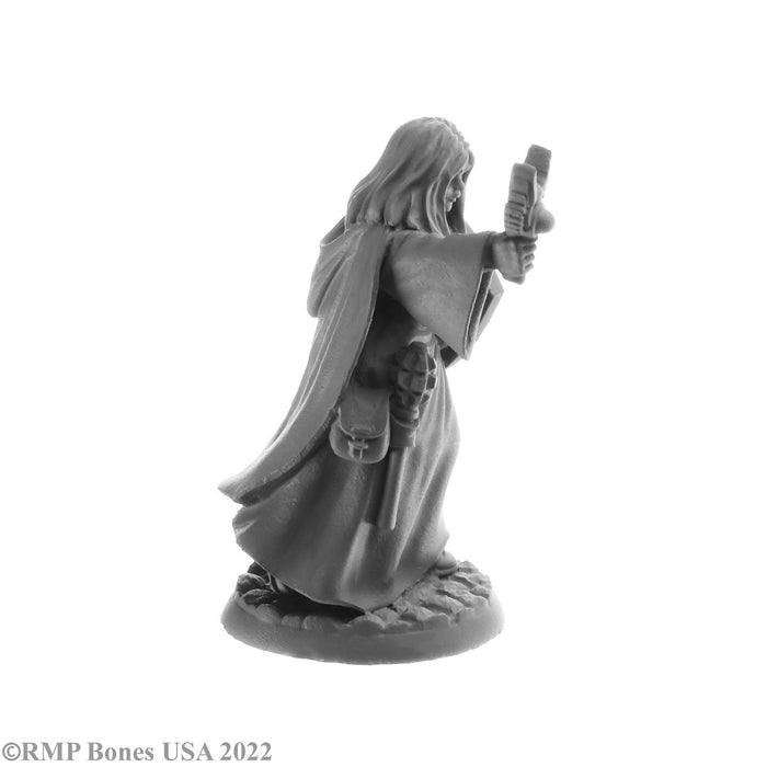 RPR07066 - Reaper Miniatures: Thess Ironfaith | Human Cleric