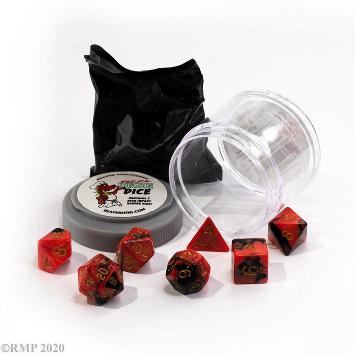 RPR19053 - Reaper Miniatures: Dual Dice - Red Black