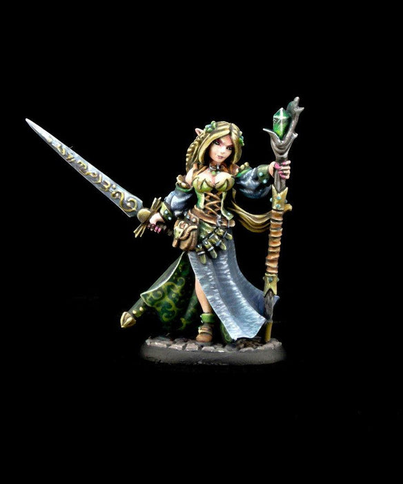 RPR30001 - Reaper Miniatures: Lysette Elven | Elf Sorcerer